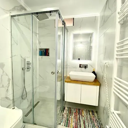 Ariana Apartament Casa vacanze Sarandë