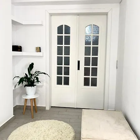 Ariana Apartament Casa vacanze Sarandë
